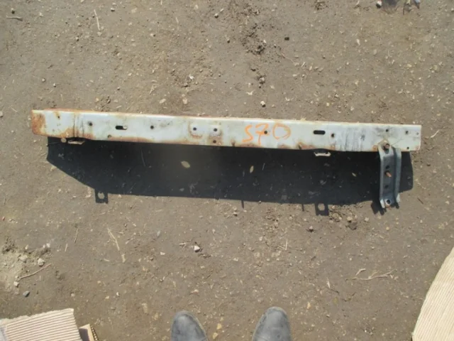 Бампер для Nissan Tiida SC11 Седан 2007-2014 на фотографиях