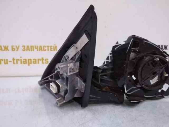 Зеркало боковое правое для BMW X6 G06 2019+ на фотографиях