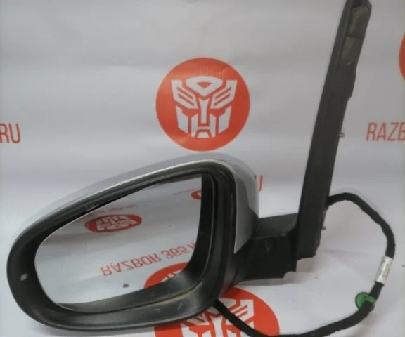 Стекла и зеркала для Volkswagen Touran 1T 2003-2015 на фотографиях