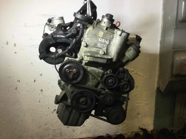 Двигатель без навесного для Volkswagen Polo IV (9N3) 2005-2009 на фотографиях