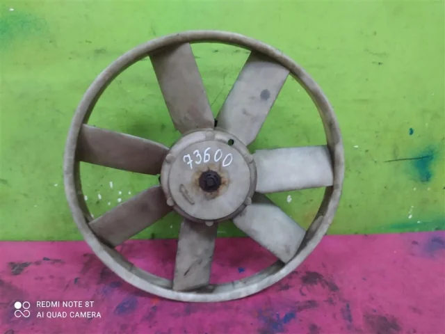 Вентилятор радиатора охлаждения ДВС для Volkswagen Golf III (1H5)Универсал (EU) 1991-2001 на фотографиях