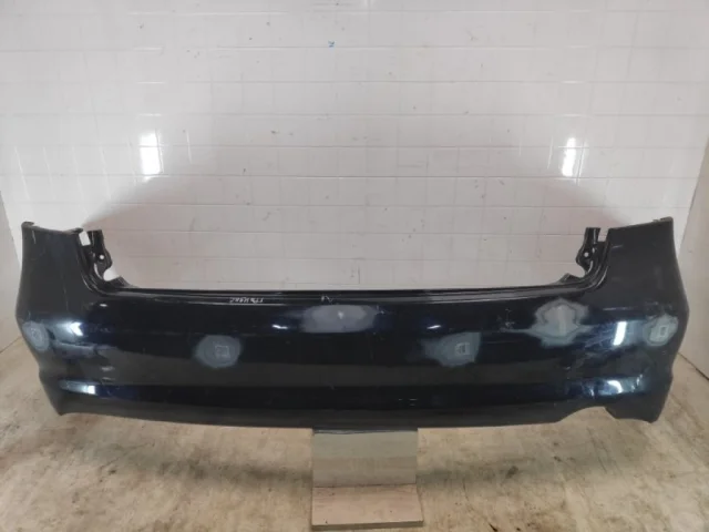 Бампер для Mitsubishi Grandis 1997-2003 на фотографиях