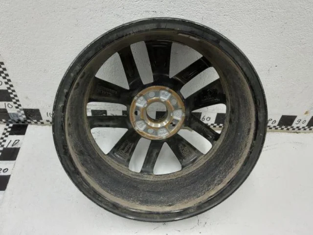 Диск колесный литой для Skoda Rapid I NH3 2012-2017 на фотографиях