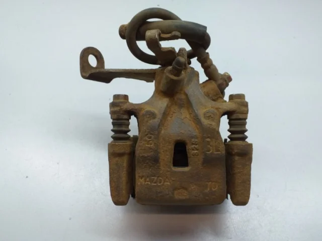 Суппорт задний левый для Mazda CX 5 KF 2017 на фотографиях