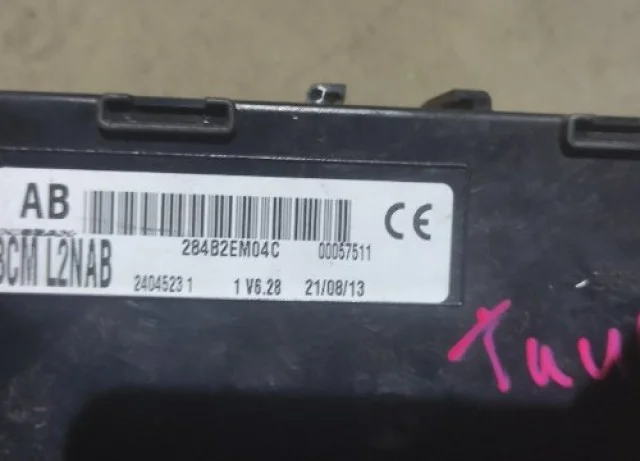 Блок комфорта для Nissan Tiida C11 Хэтчбек 2007-2014 на фотографиях