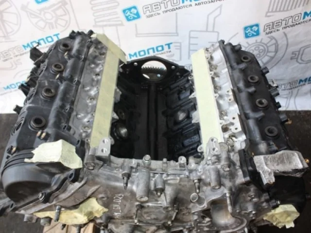 Двигатель для Toyota Land Cruiser 200 2007-2015 на фотографиях