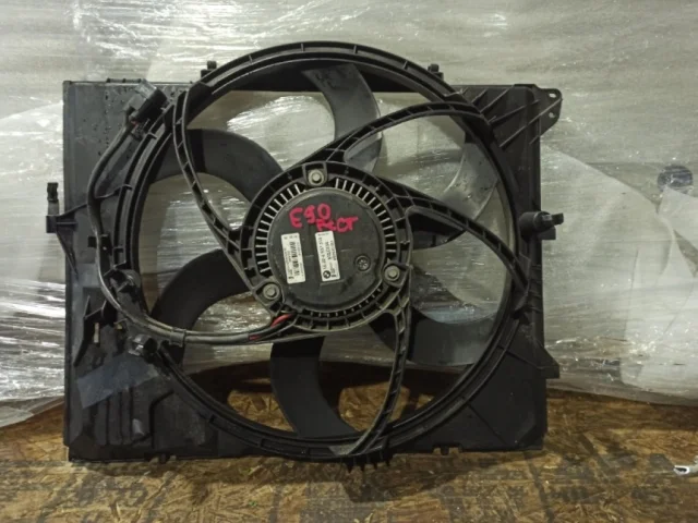 Вентилятор радиатора охлаждения ДВС для BMW 3er Е92 Купе 2006-2012 на фотографиях