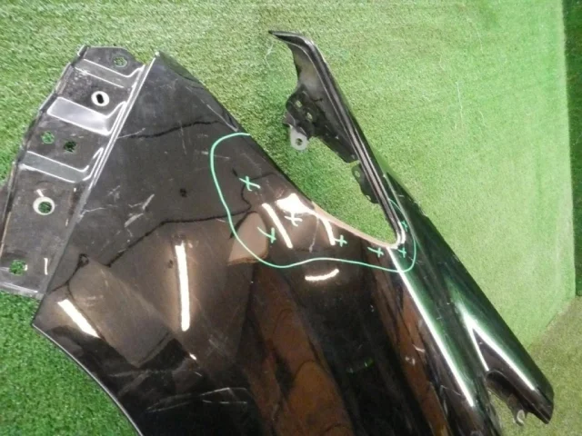 Крылья для Toyota Alphard H30 2015+ на фотографиях