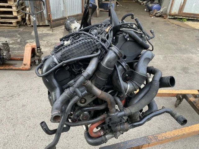 Двигатель для Jaguar XF X250 2008-2016 на фотографиях