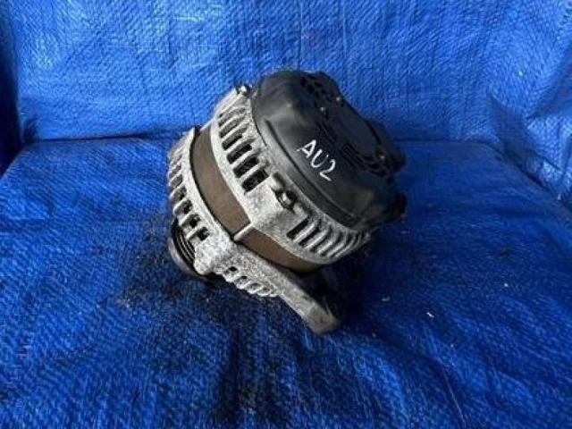 Генератор для Toyota Corolla E140/E150 Седан 2006-2013 на фотографиях