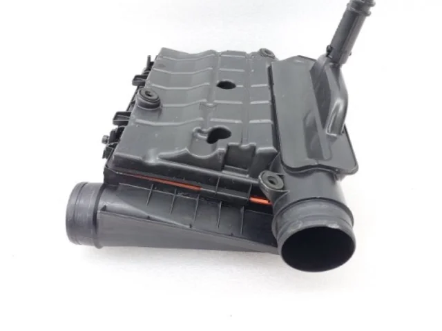 Корпус воздушного фильтра для Skoda Rapid II 2020+ на фотографиях