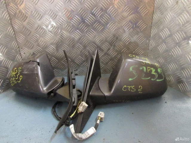 Стекла и зеркала для Cadillac CTS 2 2008-2014 на фотографиях