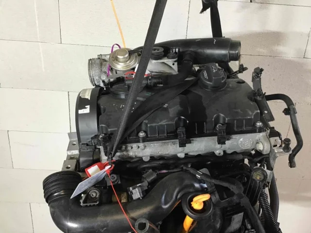 Продажа двигателя BXE