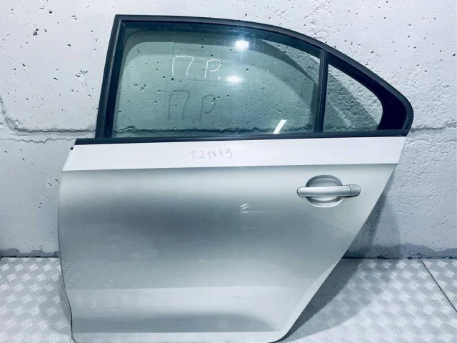 Стекло двери переднее левое для Skoda Rapid I NH3 2012-2017 на фотографиях