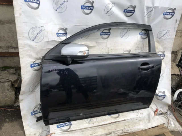Дверь передняя левая для Volvo C30 MK 2006-2013 на фотографиях