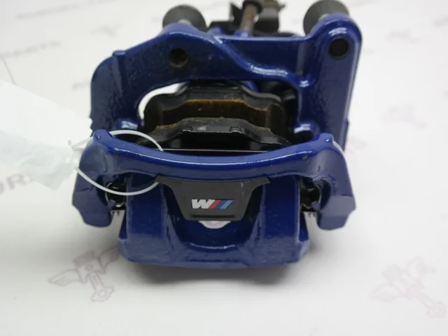 Диски тормозные передние (комплект) для BMW 5er G30 2016-2023 на фотографиях