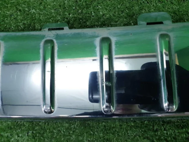 Накладка заднего бампера правая для Volkswagen Touareg I (7L) 2002-2010 на фотографиях