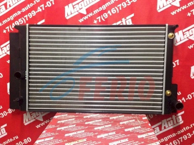 Радиатор охлаждения ДВС для Toyota Corolla E140/E150 Седан 2006-2013 на фотографиях