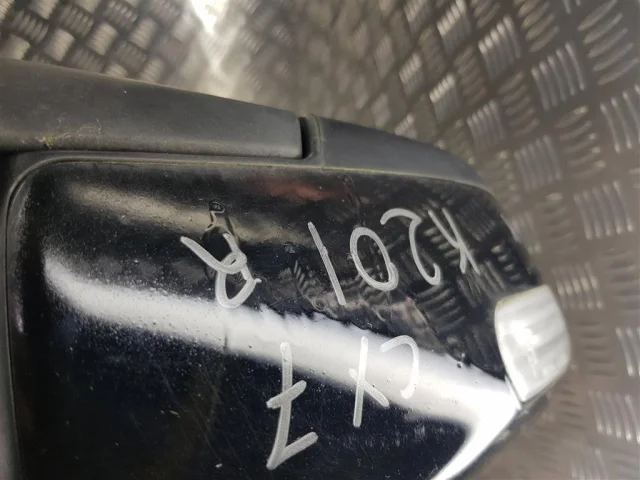 Стекла и зеркала для Mazda CX 7 ER 2006-2010 на фотографиях