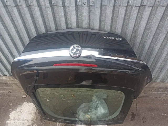 Двери для Opel Insignia Хэтчбек A 2008-2017 на фотографиях