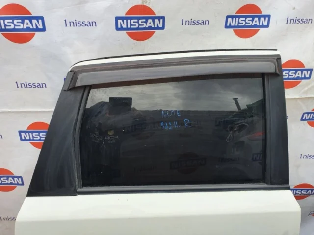 Двери для Nissan Note E12 2012-2020 на фотографиях
