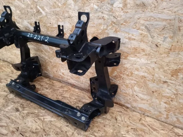 Подрамник двигателя для Mitsubishi Pajero V90 5dr 2006-2011 на фотографиях