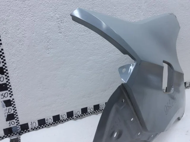 Заднее правое крыло для Skoda Rapid I rest NH3 2017-2020 на фотографиях