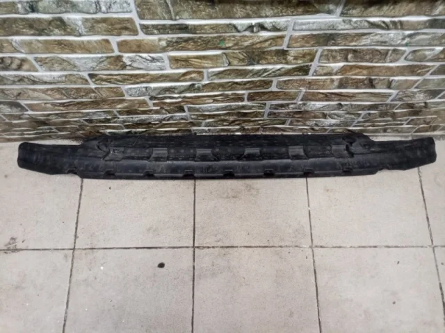 Абсорбер переднего бампера для Audi Q7 4L 2005-2015 на фотографиях