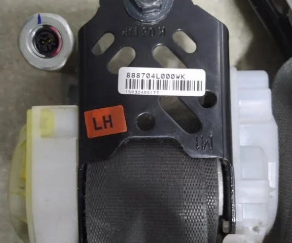 Ремень безопасности передний левый для Kia Rio 3 на фотографиях