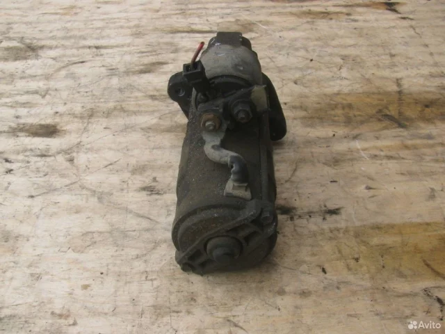 Стартер для Hyundai Starex A1 1997-2007 на фотографиях