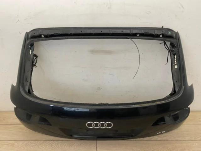 Дверь багажника для Audi Q7 4L 2005-2015 на фотографиях