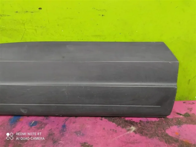 Молдинг двери задний правый для Volkswagen Tiguan I NF 2006-2017 на фотографиях