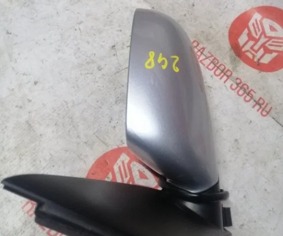 Стекла и зеркала для Volkswagen Touran 1T 2003-2015 на фотографиях