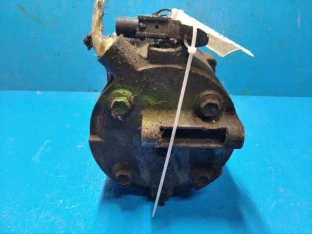 Компрессор кондиционера для Mitsubishi Lancer 9 Седан CS 2003-2010 на фотографиях