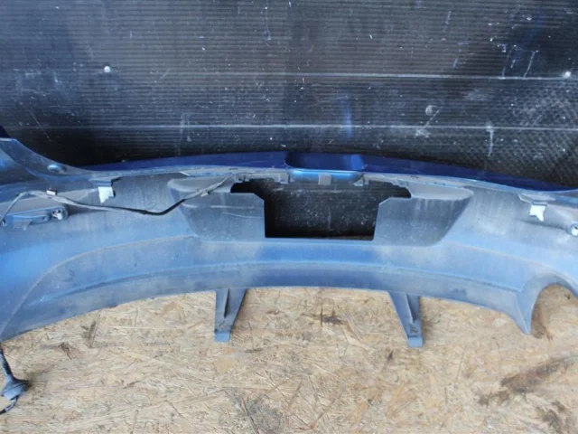 Бампер задний для Mazda 3 BK Хэтчбек 2003-2009 на фотографиях