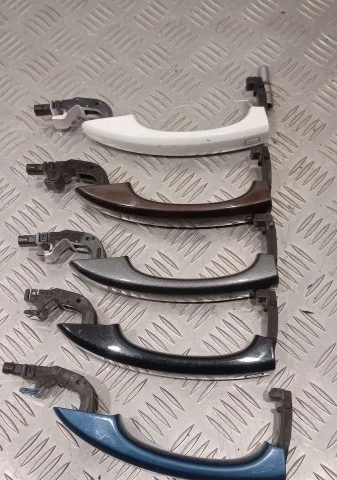 Ручка двери передняя левая внешняя для Audi Q5 8R 2008-2016 на фотографиях