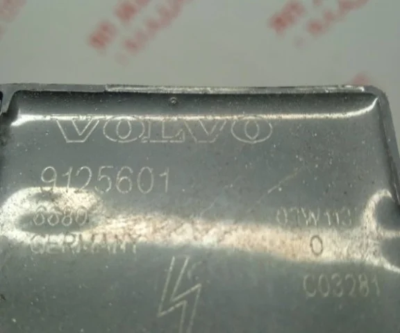 Катушка зажигания для Volvo XC90 I C 2002-2014 на фотографиях