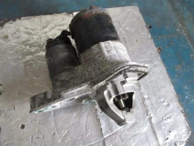 Стартер для Nissan Tiida SC11 Седан 2007-2014 на фотографиях