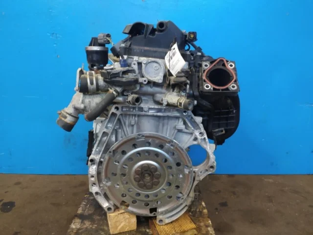 Двигатель без навесного для Honda Civic FA 2005-2010 седан на фотографиях