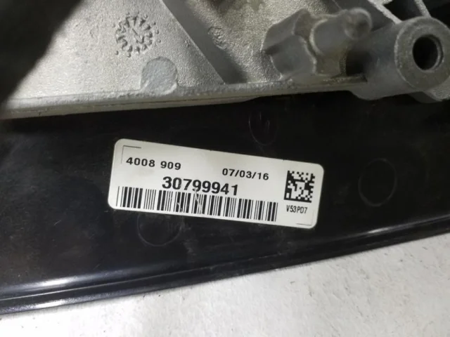 Зеркало боковое левое для Volvo C30 MK 2006-2013 на фотографиях