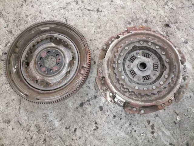 Сцепление в сборе для Volkswagen Passat (B7) 2010-2014 на фотографиях