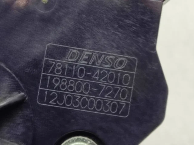 Электронная педаль газа для Toyota RAV4 XA30 2005-2012 на фотографиях