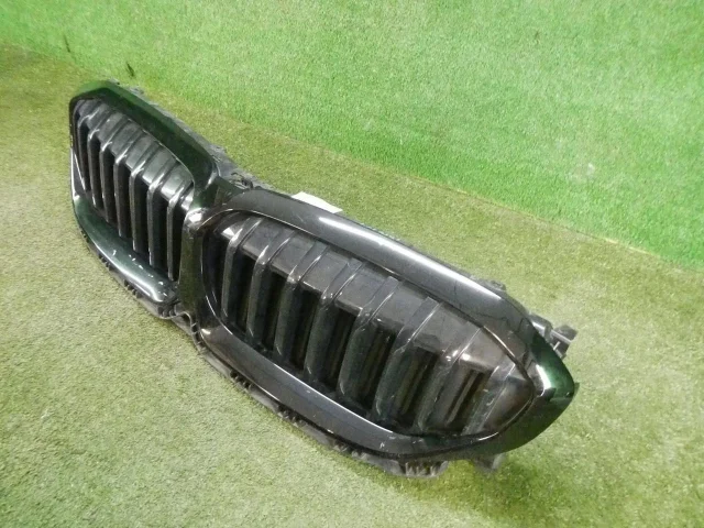 Воздуховод радиатора левый верхний для BMW 3er G20 2018+ на фотографиях