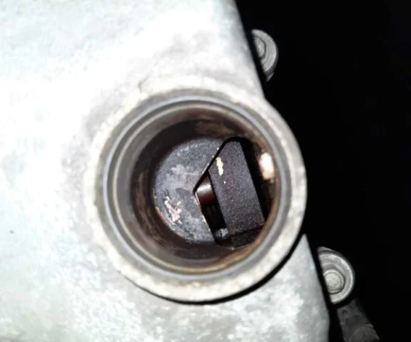 Двигатель для Chevrolet TrailBlazer GMT360 2001-2010 на фотографиях