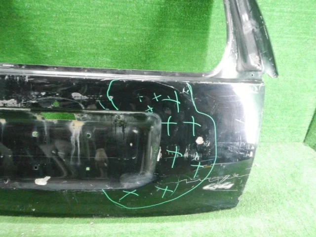 Крышка багажника для Ford Explorer U251 2005-2011 на фотографиях