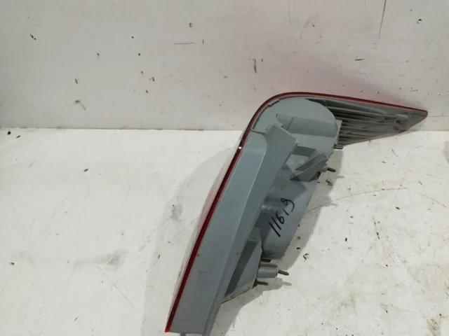 Фонарь внешний левый для Hyundai Solaris 1 RB (2011-2013) на фотографиях