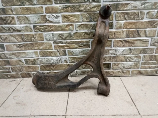 Рычаг передний правый нижний для Audi Q7 4L 2005-2015 на фотографиях