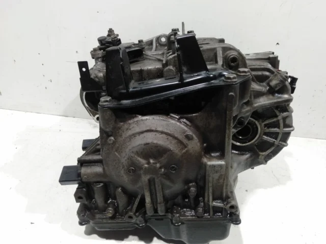 Блок управления двигателем для Volkswagen Polo III Седан (6N2) 1999-2001 на фотографиях