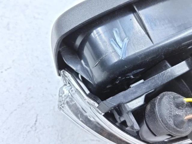 Зеркало боковое правое для Skoda Rapid I rest NH3 2017-2020 на фотографиях