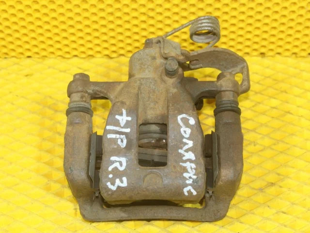 Суппорт задний правый для Hyundai Solaris 1 RB (2011-2013) на фотографиях